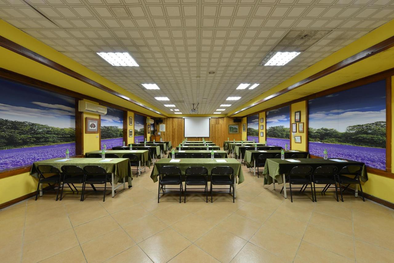 Tai-Yi Red Maple Resort Puli Exterior photo